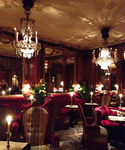 restaurant_in_paris.jpg