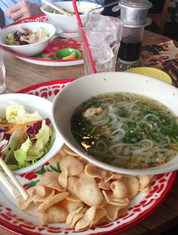 ベトナム料理東京都現代美術館カフェハイ