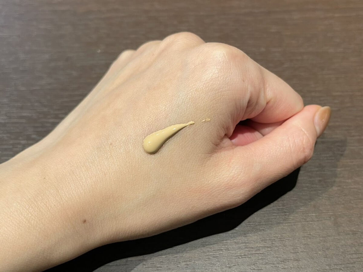 カバーファンデーション